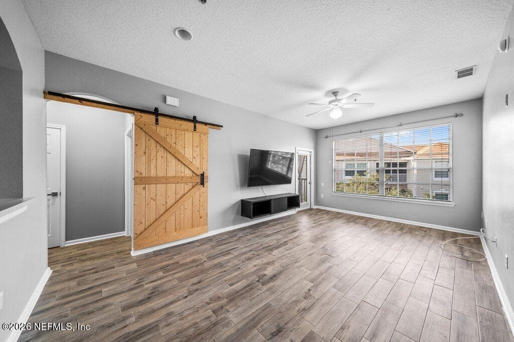 10550 BAYMEADOWS Road 712, Jacksonville, FL 32256, Jacksonville, FL - photo 3