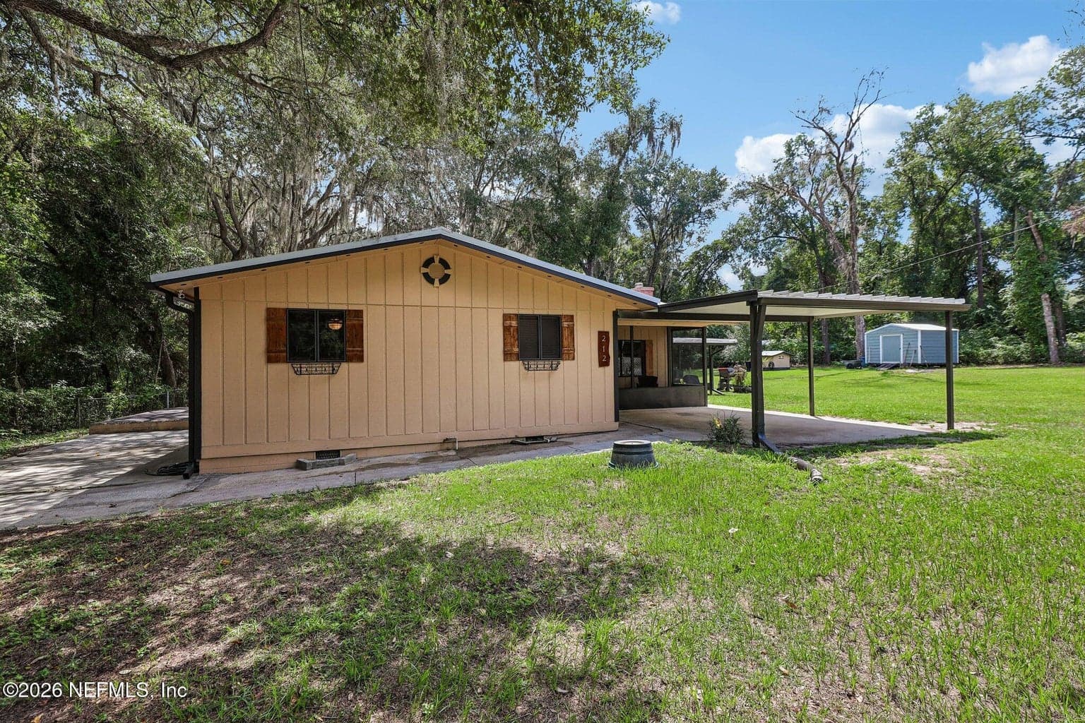 212 DOGWOOD Drive, Interlachen, FL 32148, Interlachen, FL - photo 1