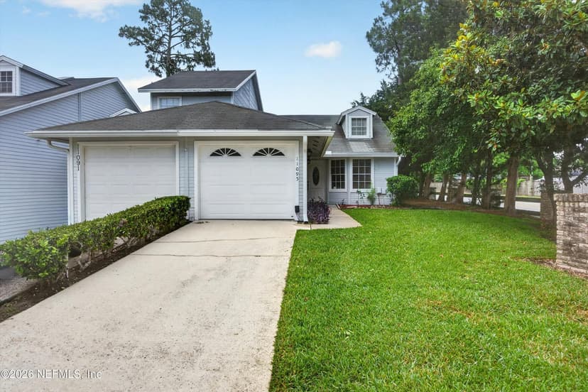 11095 WANDERING OAKS Drive, Jacksonville, FL 32257