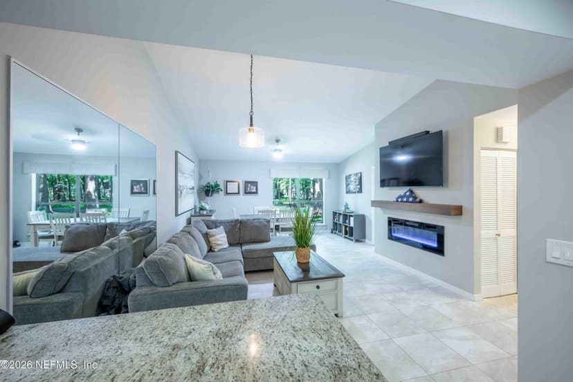 10413 BIG TREE Circle E, Jacksonville, FL 32257