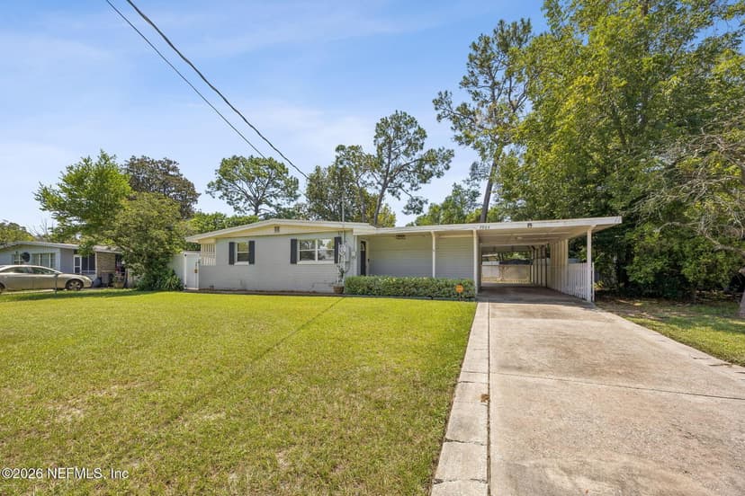 7904 CEZANNE Drive N, Jacksonville, FL 32221