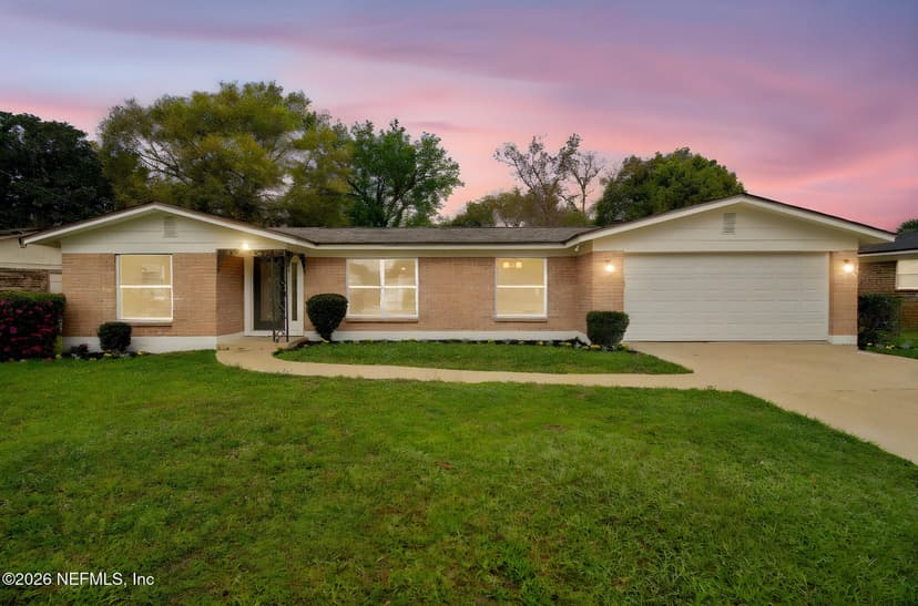 2153 COURTNEY Drive, Jacksonville, FL 32208