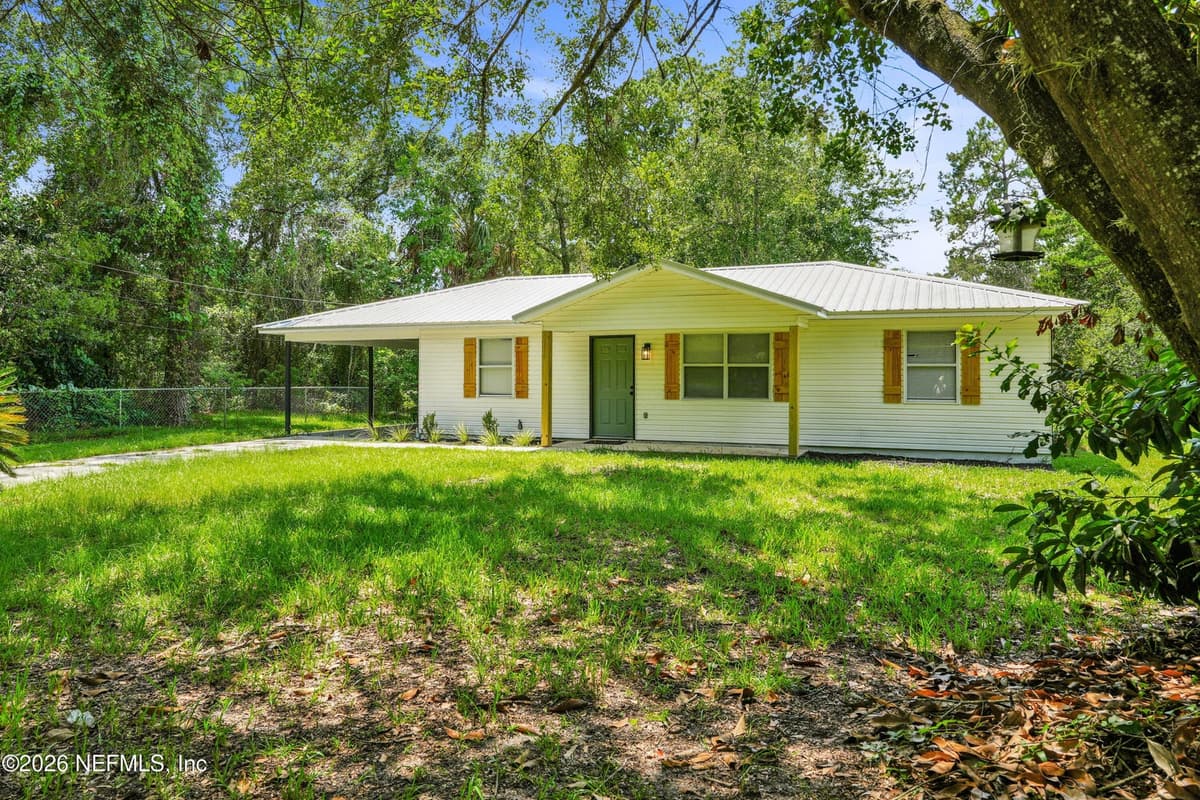 20 N VERMONT Avenue, Green Cove Springs, FL 32043, Green Cove Springs, FL - photo 2
