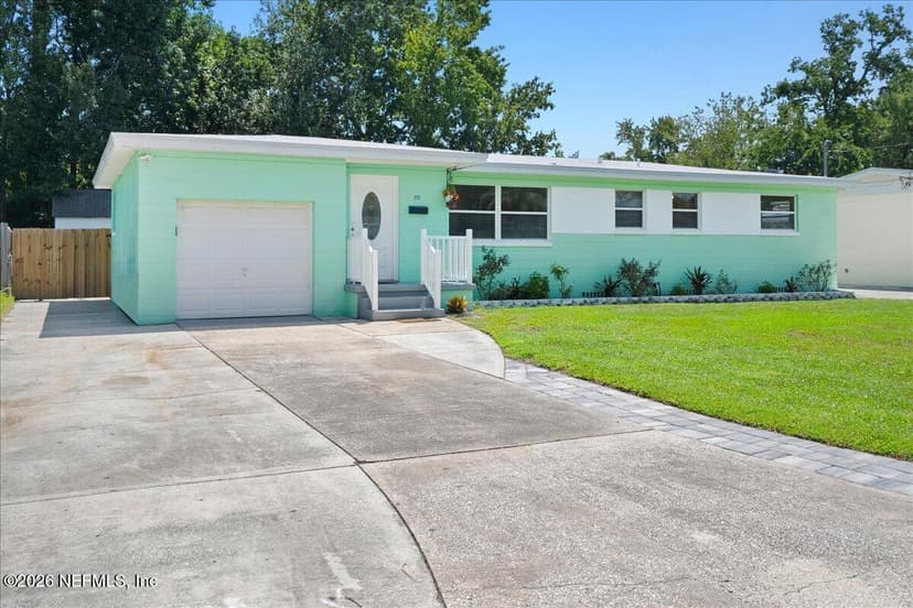 2125 W LOU Drive, Jacksonville, FL 32216