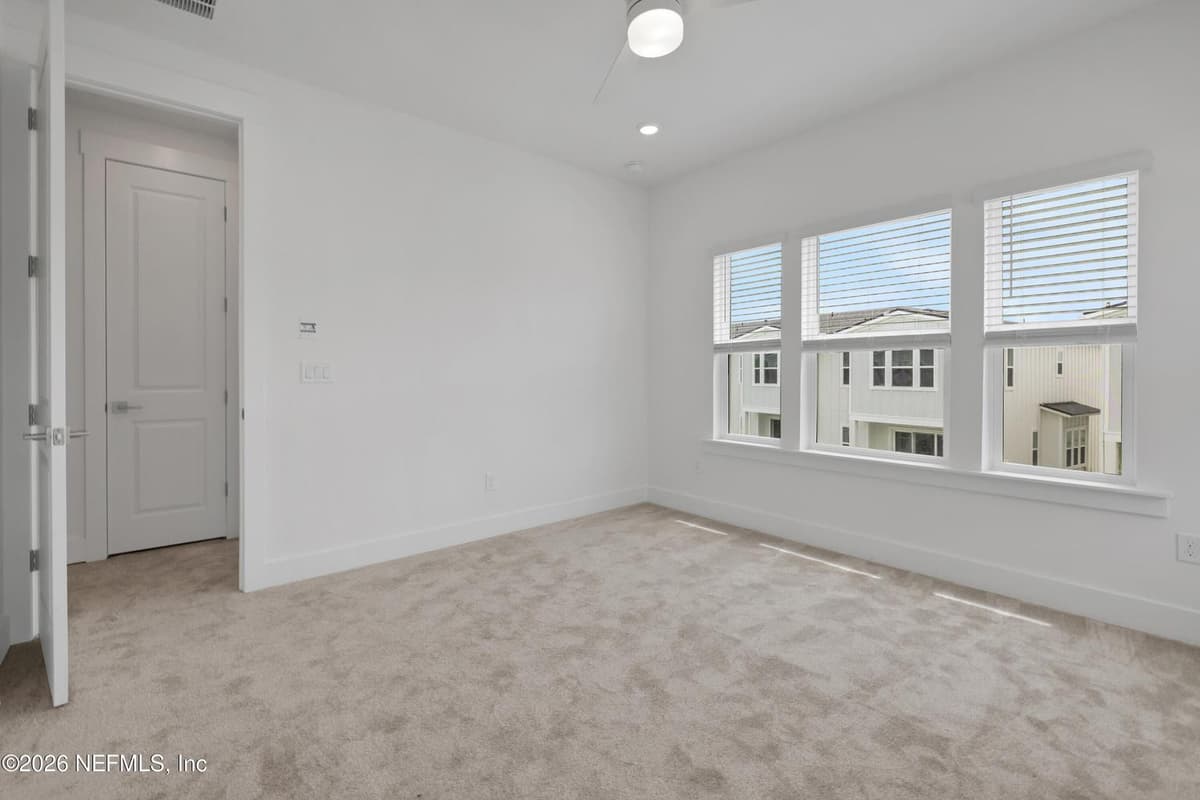 1043 N 1ST Avenue, Jacksonville Beach, FL 32250, Jacksonville Beach, FL - photo 3