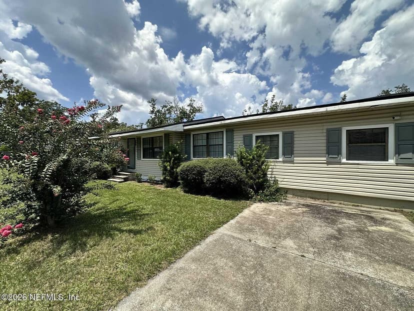7959 STUART Avenue, Jacksonville, FL 32220