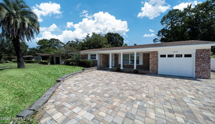 8545 OLD KINGS Road S, Jacksonville, FL 32217