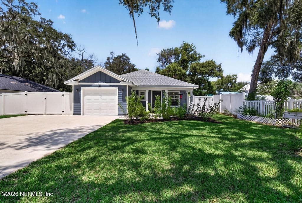 806 COVE Street, Green Cove Springs, FL 32043, Green Cove Springs, FL - photo 1