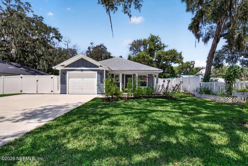 806 COVE Street, Green Cove Springs, FL 32043