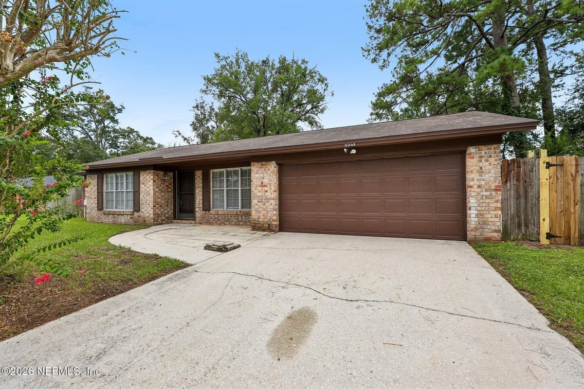 8364 POINTER Drive N, Jacksonville, FL 32221, Jacksonville, FL - photo 2