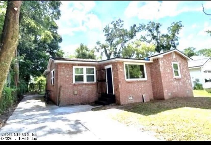 8764 3RD Avenue, Jacksonville, FL 32208