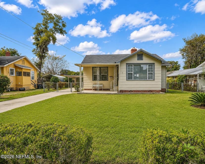 7128 LUCKY Drive W, Jacksonville, FL 32208