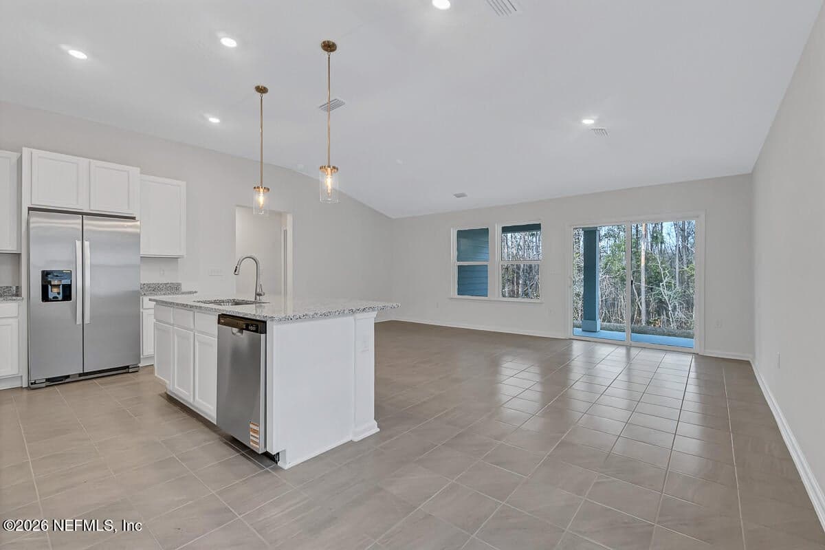 718 PANTHER LAKE Parkway, Jacksonville, FL 32221, Jacksonville, FL - photo 2