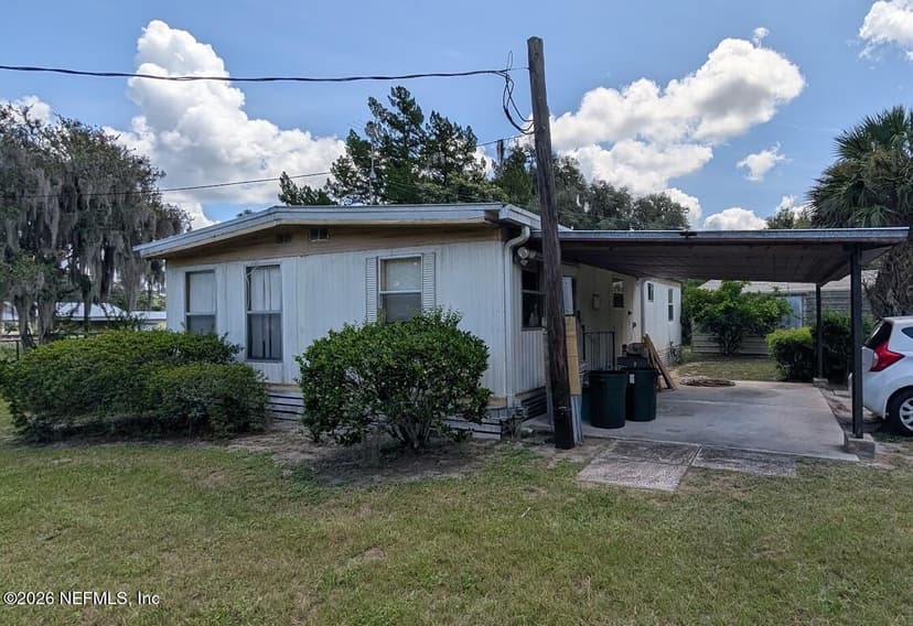 117 RAILROAD Avenue N, Pomona Park, FL 32181