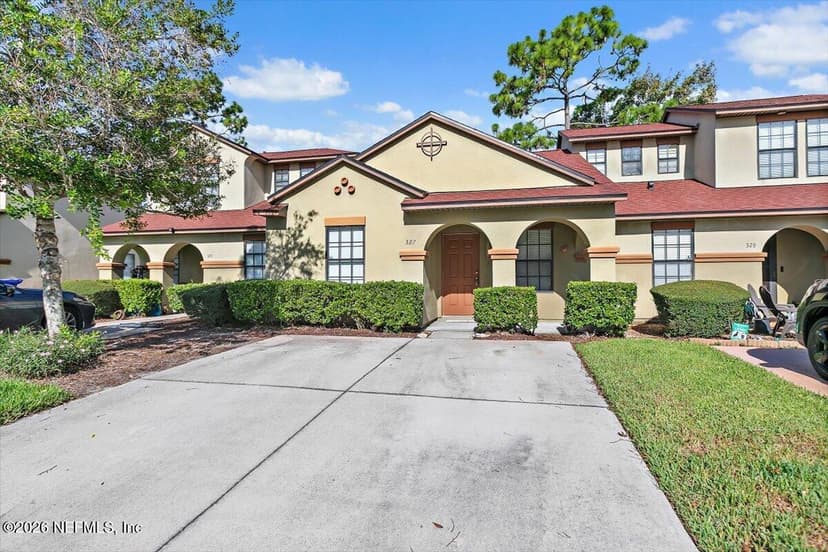327 REDWOOD Lane, St. Johns, FL 32259