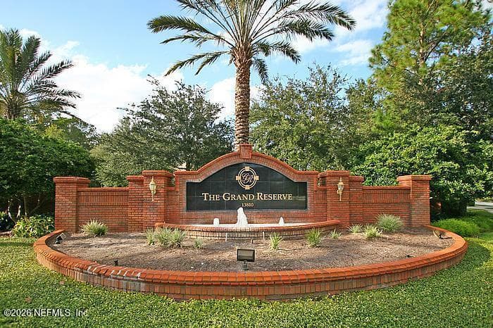 13810 SUTTON PARK Drive N 1318, Jacksonville, FL 32224