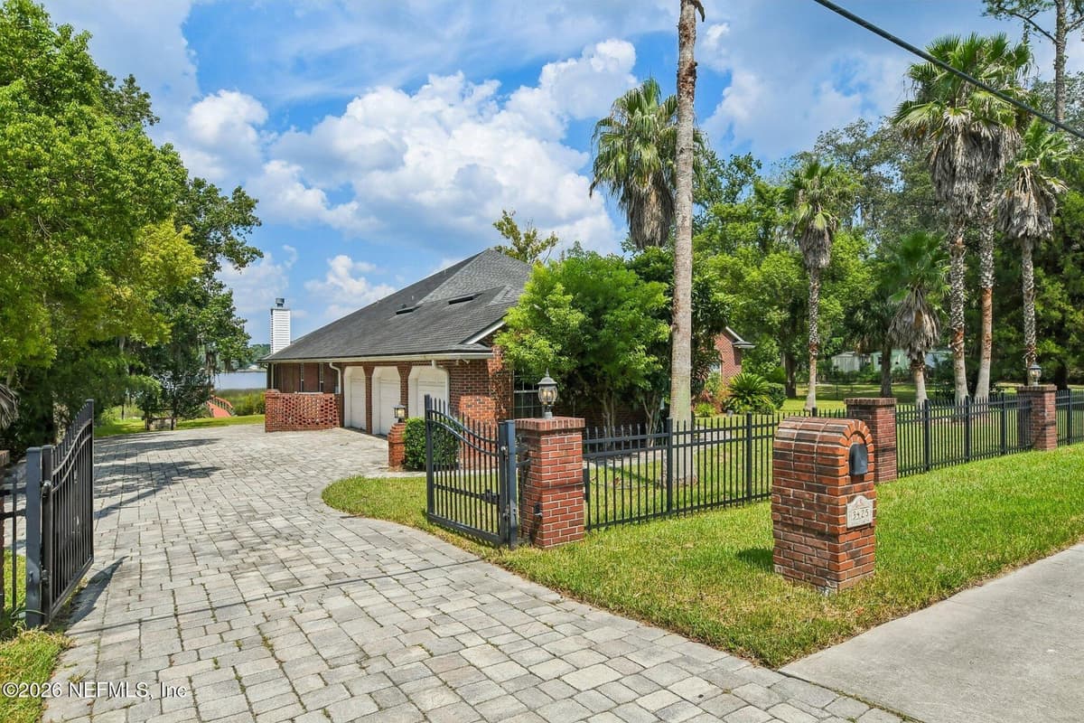 3425 TROUT RIVER Boulevard, Jacksonville, FL 32208, Jacksonville, FL - photo 3