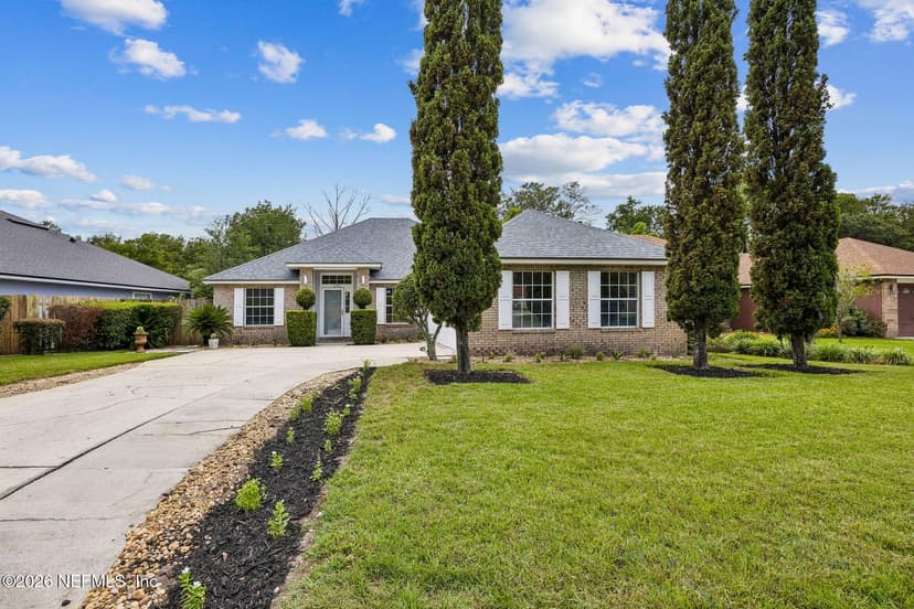 1290 BLUE EAGLE Way E, Jacksonville, FL 32225