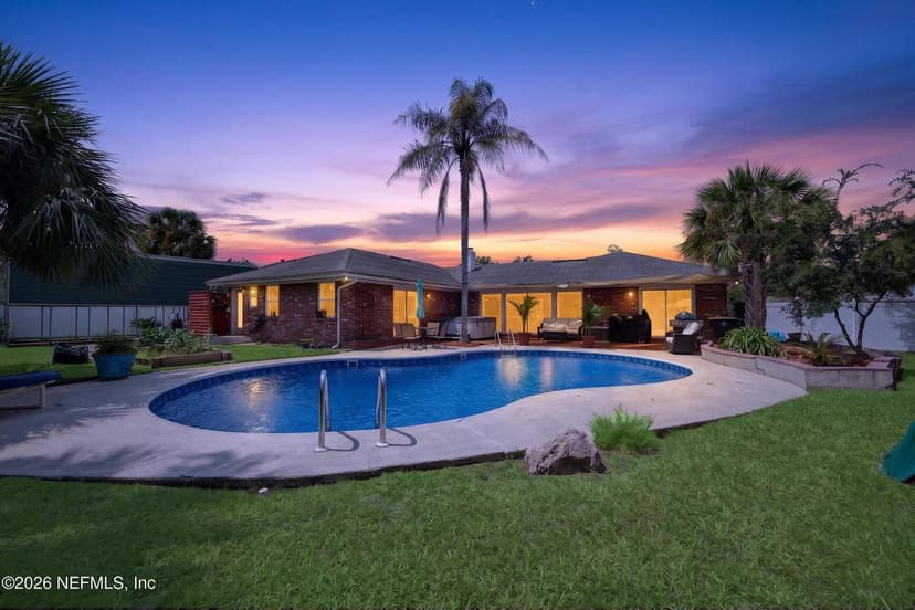 5627 FT SUMTER Road, Jacksonville, FL 32210