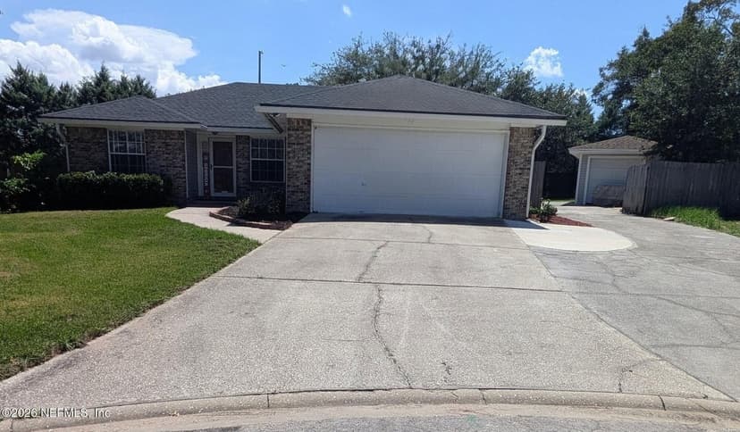 2715 ROCHFORD Court, Jacksonville, FL 32225