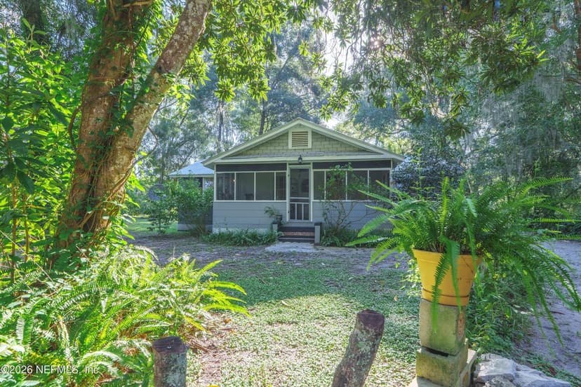 210 PINE Avenue, Pomona Park, FL 32181