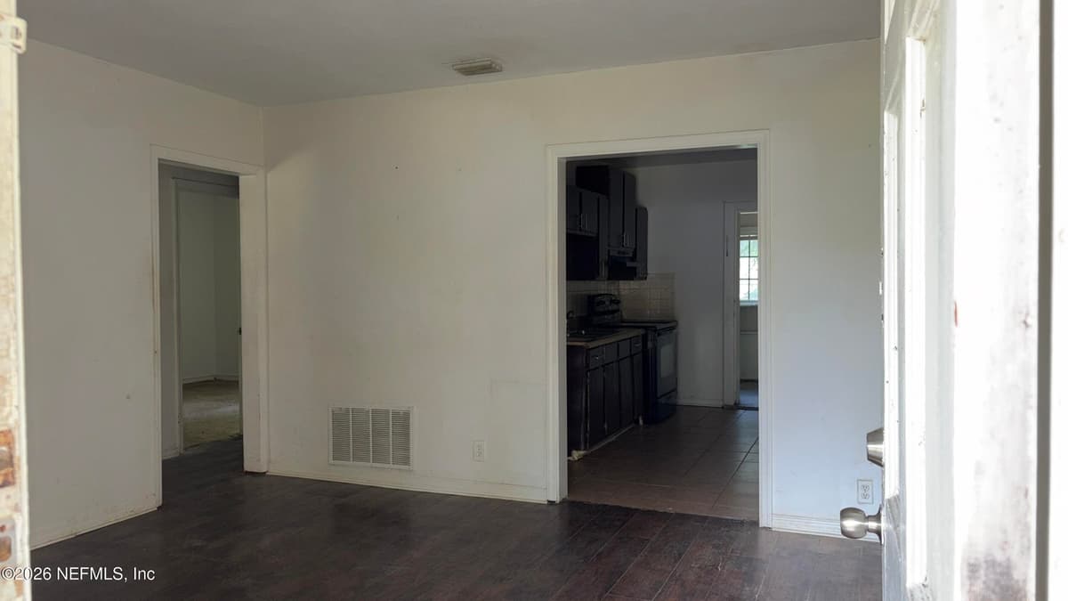 5119 CORSAIR Avenue, Jacksonville, FL 32244, Jacksonville, FL - photo 2