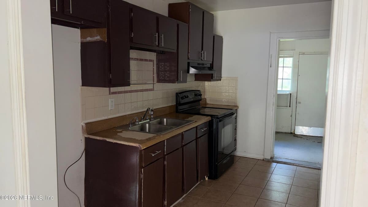5119 CORSAIR Avenue, Jacksonville, FL 32244, Jacksonville, FL - photo 3