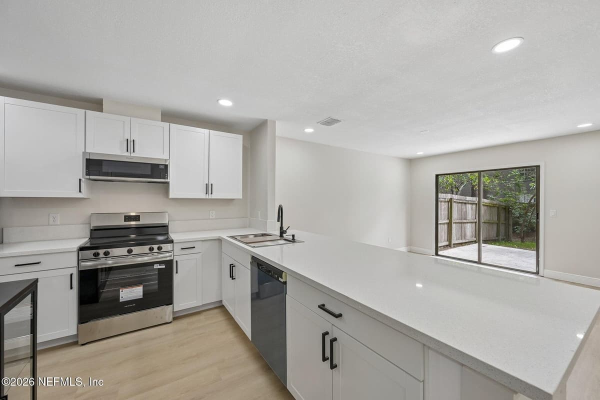 4136 HIDDEN BRANCH Drive N, Jacksonville, FL 32257, Jacksonville, FL - photo 2