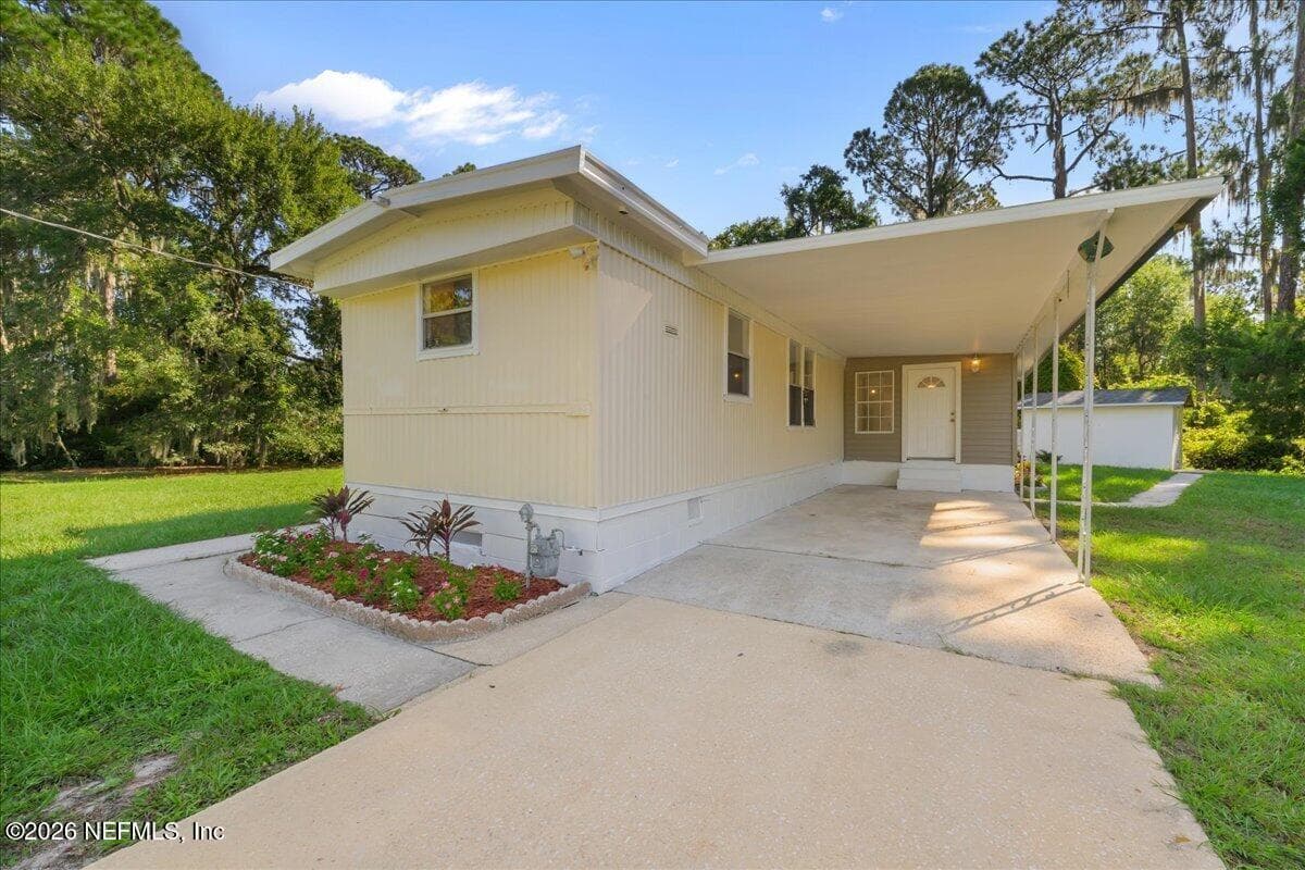 204 RIVIERA Drive, Crescent City, FL 32112, Crescent City, FL - photo 2