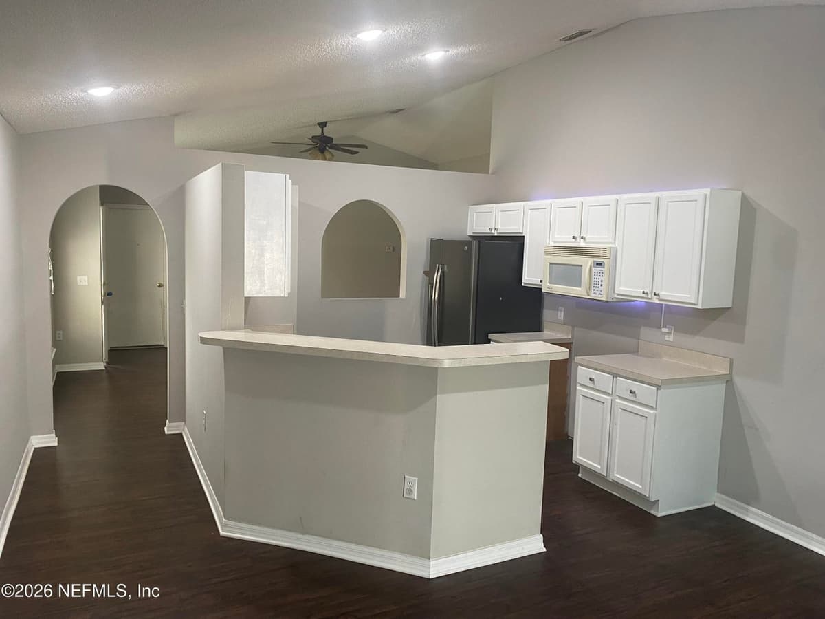 6672 GENTLE OAKS Drive W, Jacksonville, FL 32244, Jacksonville, FL - photo 2
