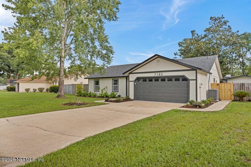 7185 LOVES Drive, Jacksonville, FL 32222, Jacksonville, FL - photo 2