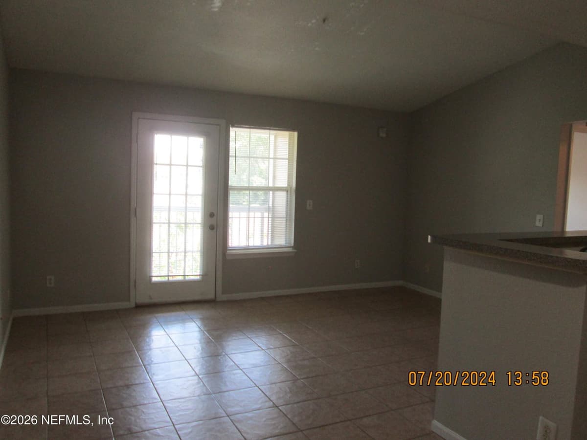 7701 TIMBERLIN PARK Boulevard 733, Jacksonville, FL 32256, Jacksonville, FL - photo 2