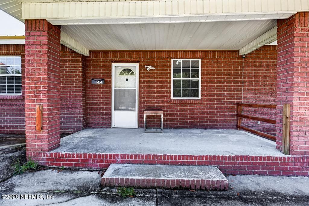 615 WALBURG Street, Green Cove Springs, FL 32043, Green Cove Springs, FL - photo 2