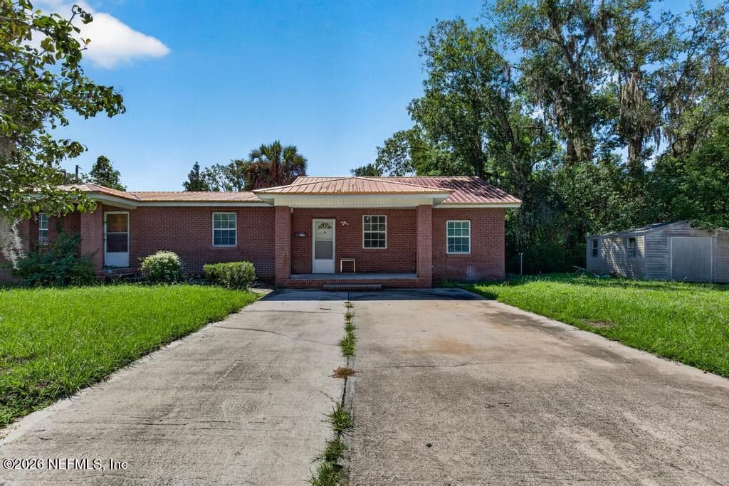 615 WALBURG Street, Green Cove Springs, FL 32043, Green Cove Springs, FL - photo 2