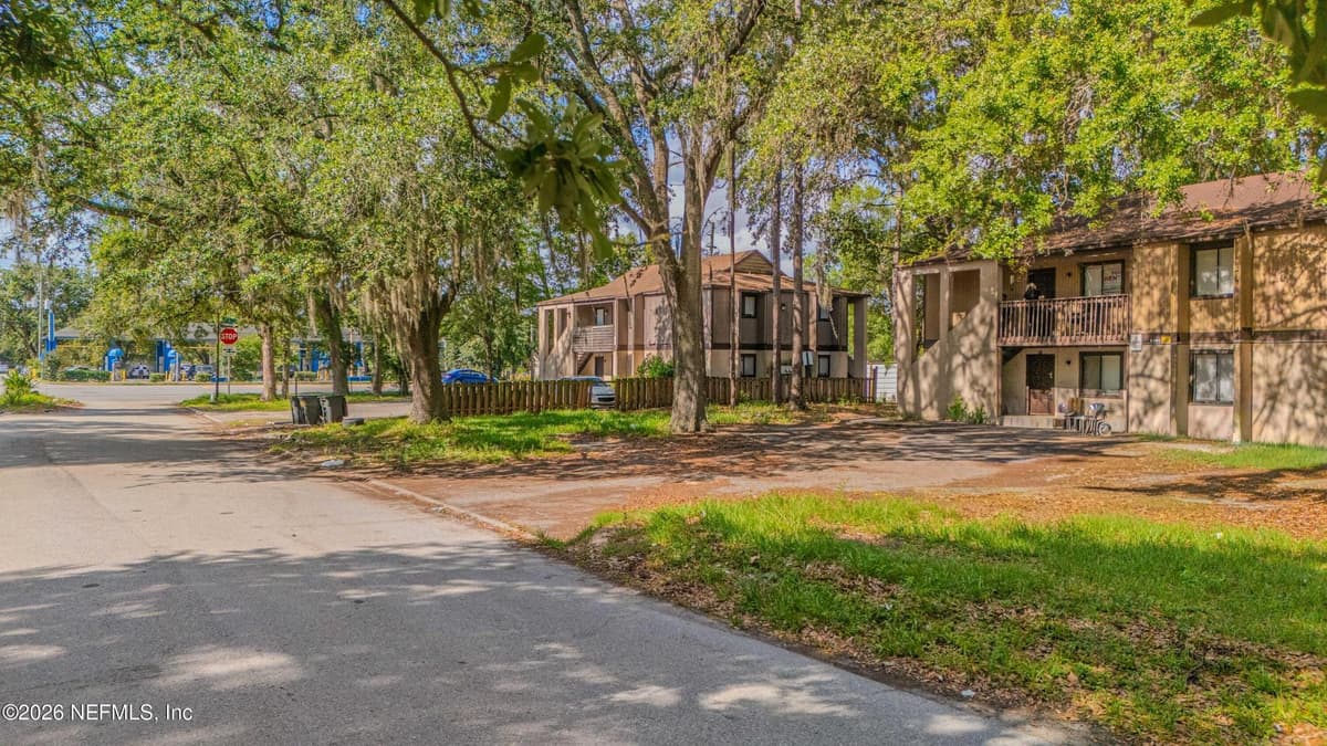 5340 WESTCHASE Court, Jacksonville, FL 32210, Jacksonville, FL - photo 3