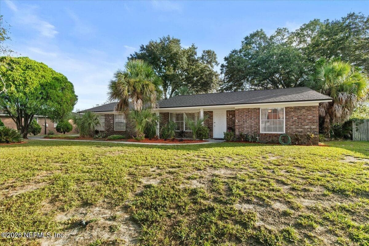 186 FOXRIDGE Road, Orange Park, FL 32065