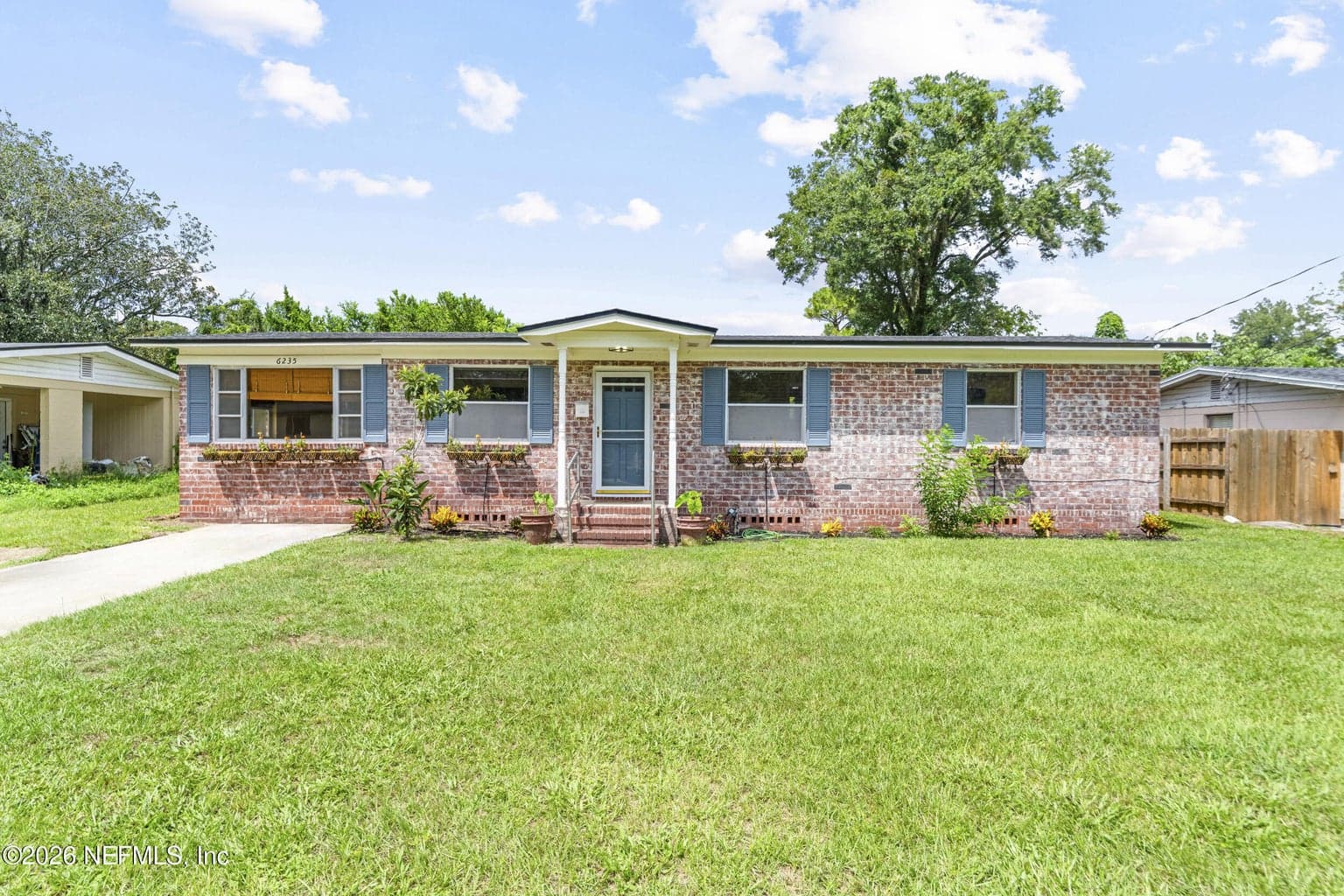 6235 PINE SUMMIT Drive, Jacksonville, FL 32211
