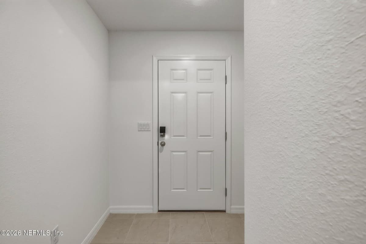 10112 WHISTLING PINE Court, Jacksonville, FL 32221, Jacksonville, FL - photo 3