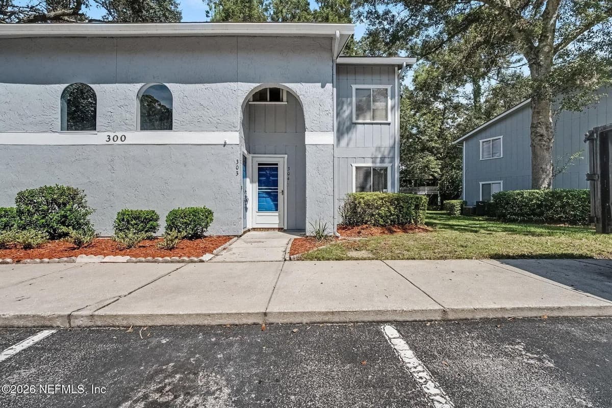 3270 RICKY Drive 304, Jacksonville, FL 32223, Jacksonville, FL - photo 2