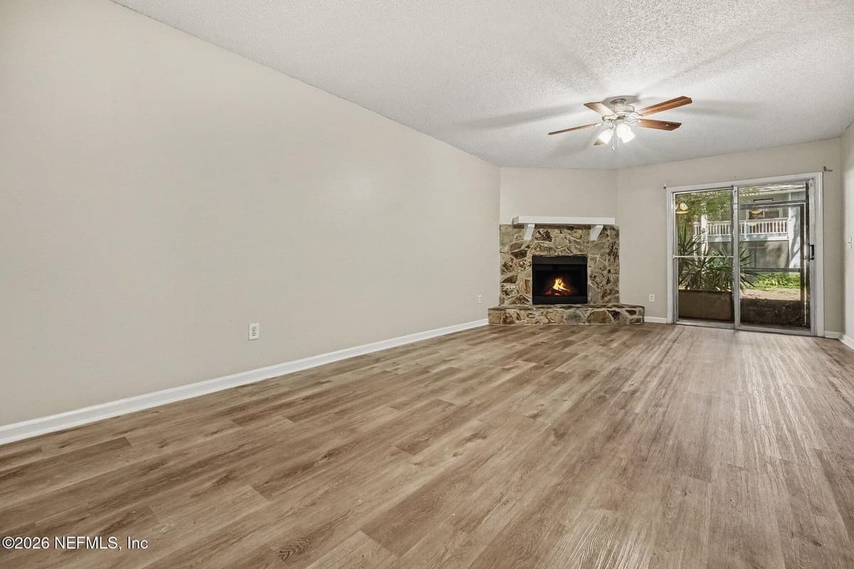 3270 RICKY Drive 304, Jacksonville, FL 32223, Jacksonville, FL - photo 3