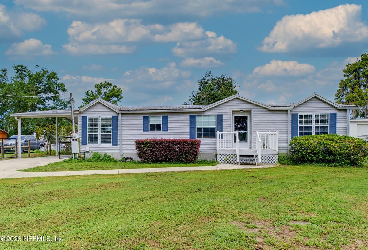 139 WATERSIDE Avenue, Satsuma, FL 32189, Satsuma, FL - photo 2