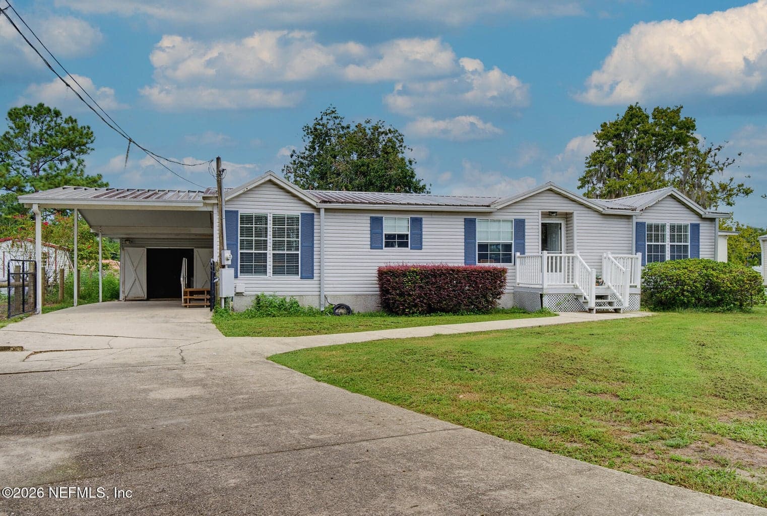 139 WATERSIDE Avenue, Satsuma, FL 32189