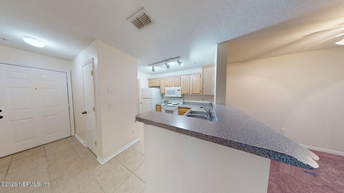 7701 TIMBERLIN PARK Boulevard 1022, Jacksonville, FL 32256, Jacksonville, FL - photo 3