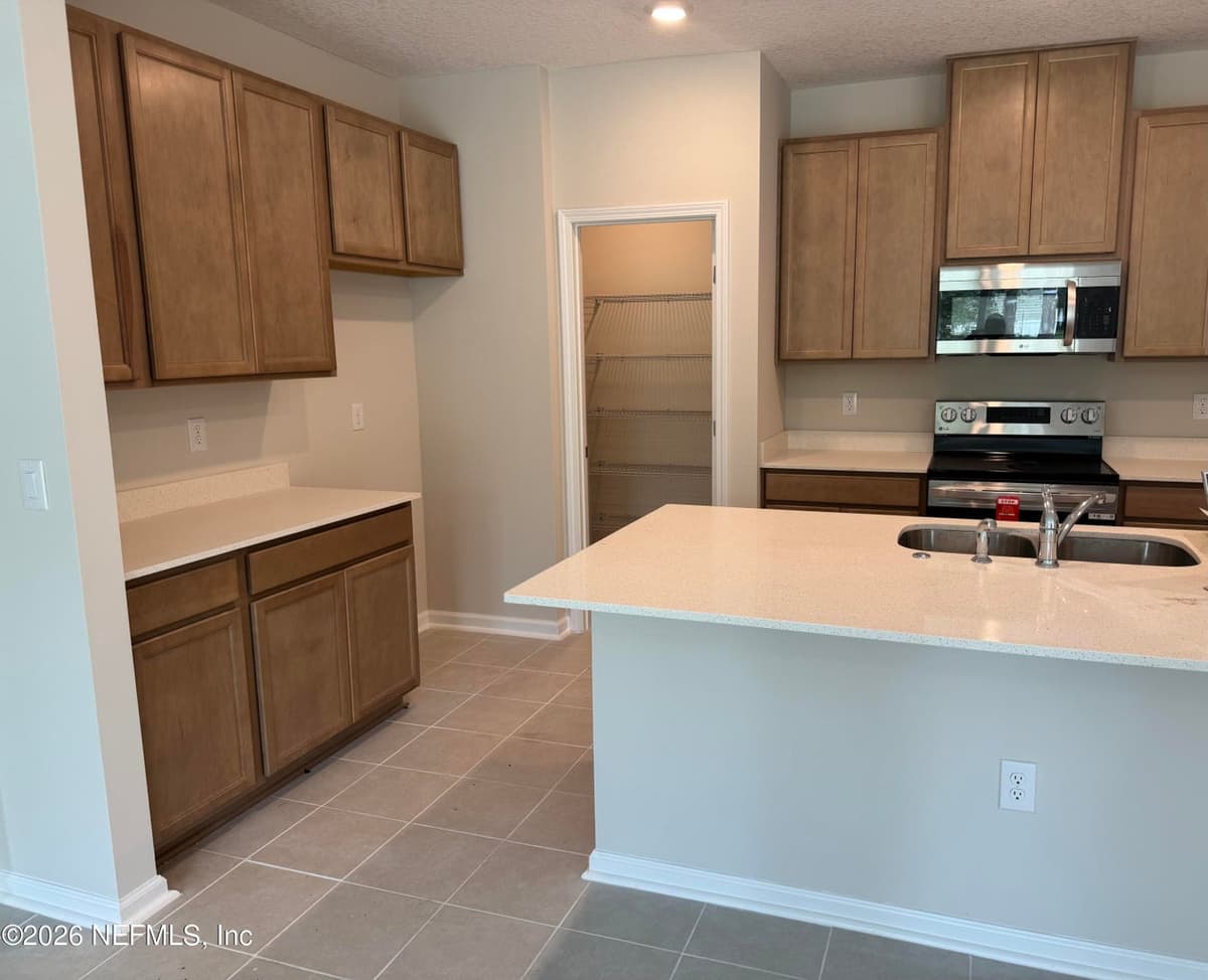 6230 WESTON WOODS Drive 0015, Jacksonville, FL 32222, Jacksonville, FL - photo 3