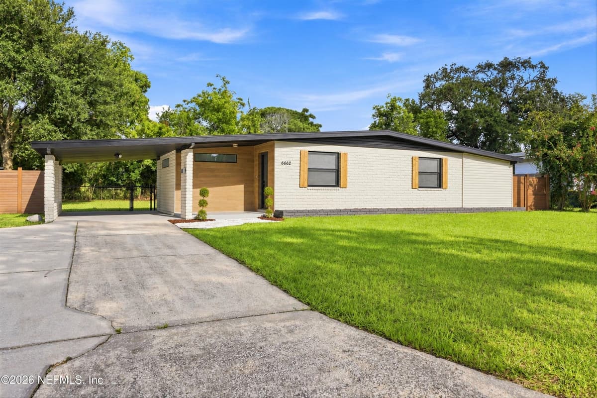 6662 BLACKWOOD Drive, Jacksonville, FL 32277, Jacksonville, FL - photo 3