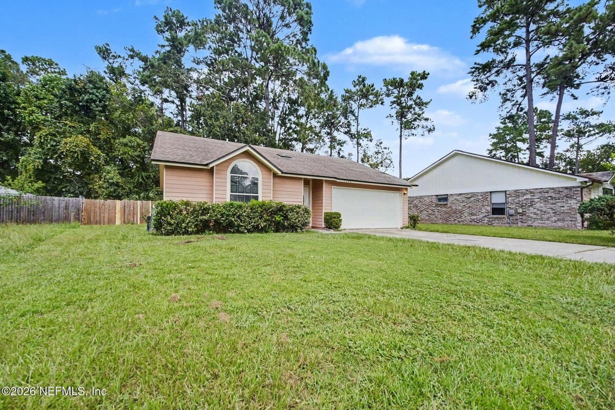 1533 KINGFISHER Lane N, Jacksonville, FL 32218, Jacksonville, FL - photo 2