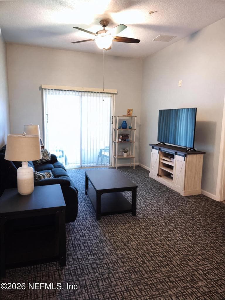 6094 MAGGIES Circle 104, Jacksonville, FL 32244