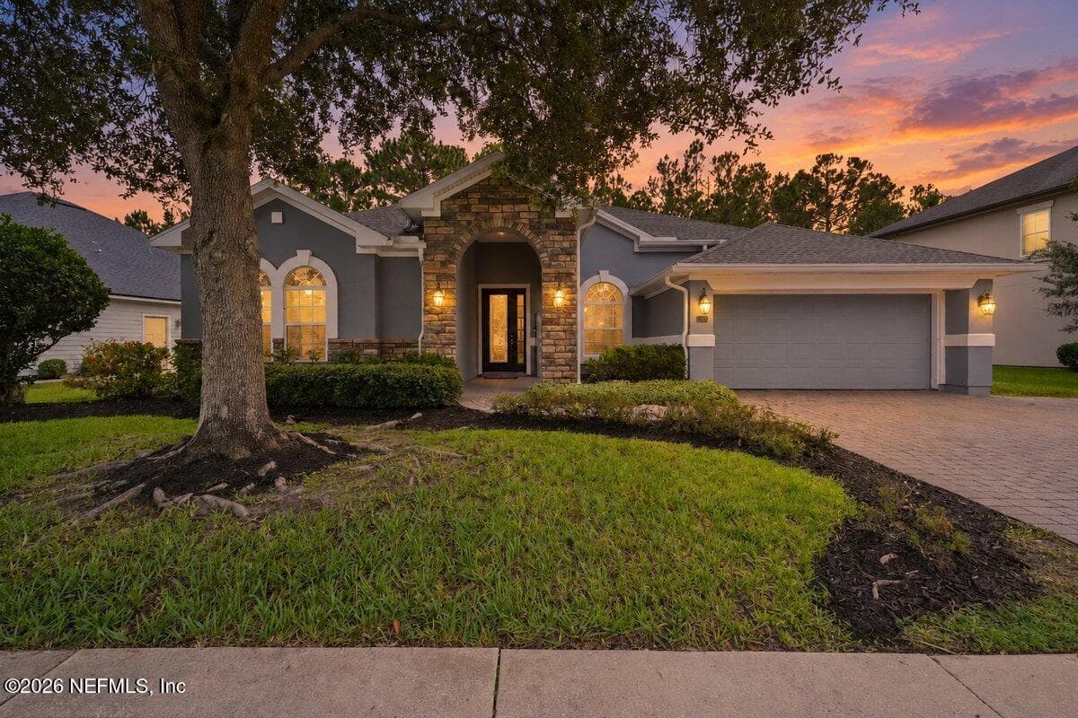 1103 SOUTHERN HILLS Drive, Orange Park, FL 32065