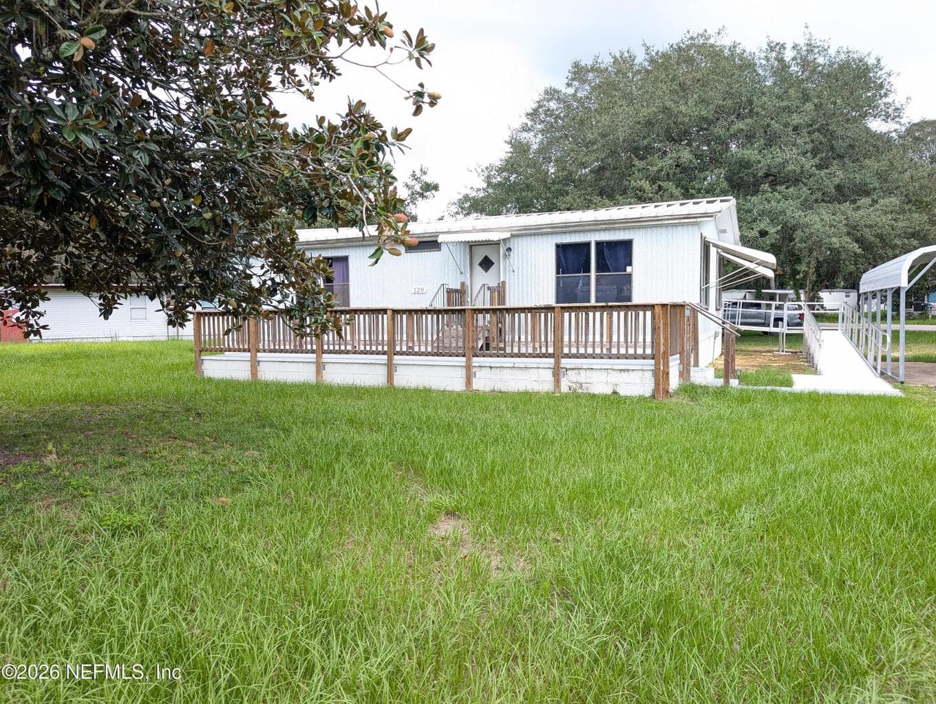 120 REAVES Avenue, Interlachen, FL 32148