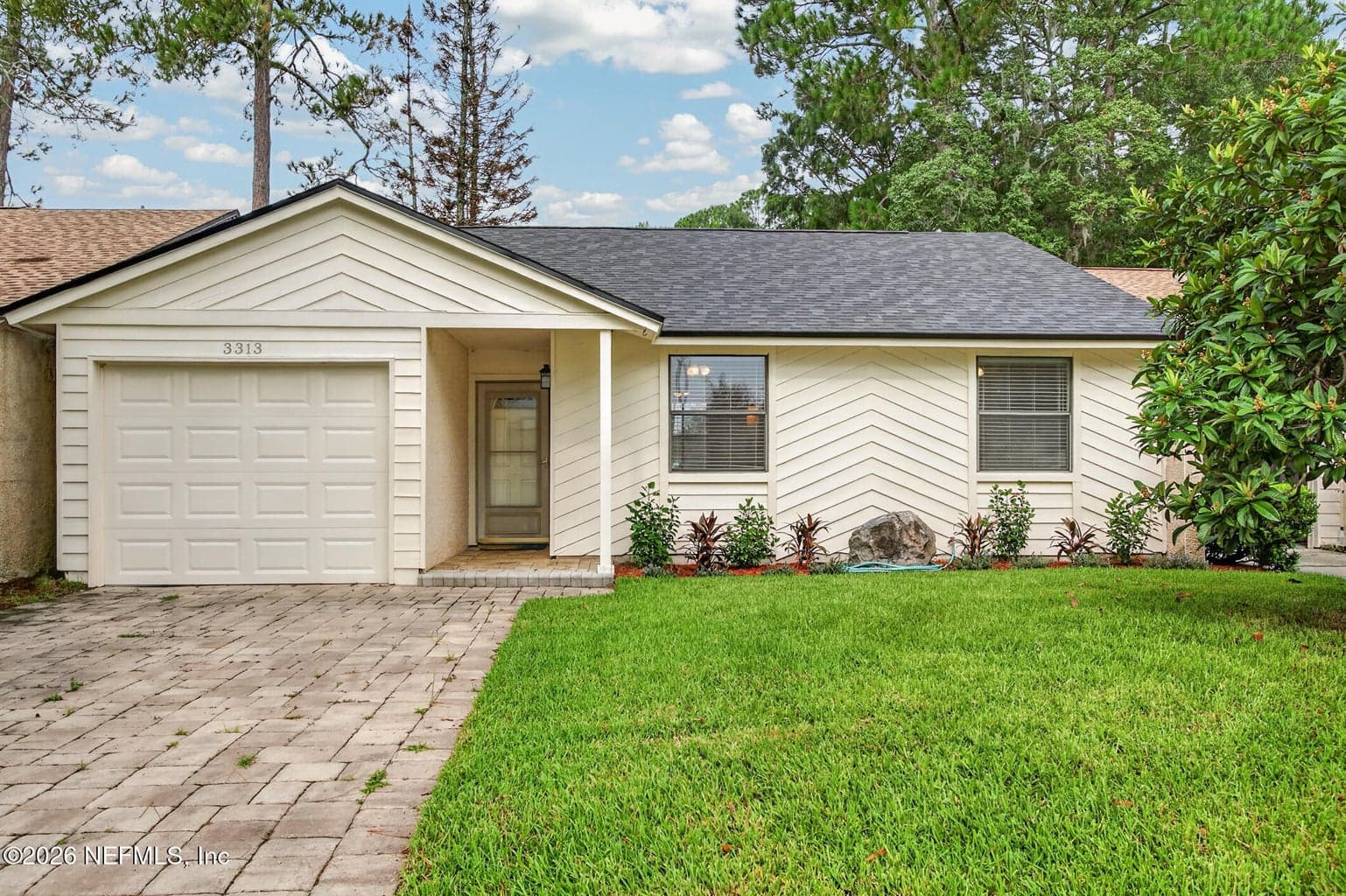 3313 W DONZI Way, Jacksonville, FL 32223